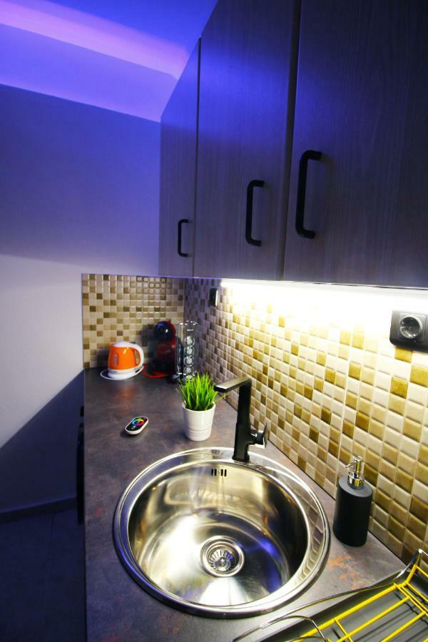 Yannis Apartments - Stylish Stay With High-Speed Wi-Fi Salonicco Esterno foto