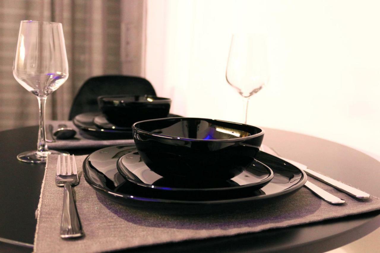 Yannis Apartments - Stylish Stay With High-Speed Wi-Fi Salonicco Esterno foto